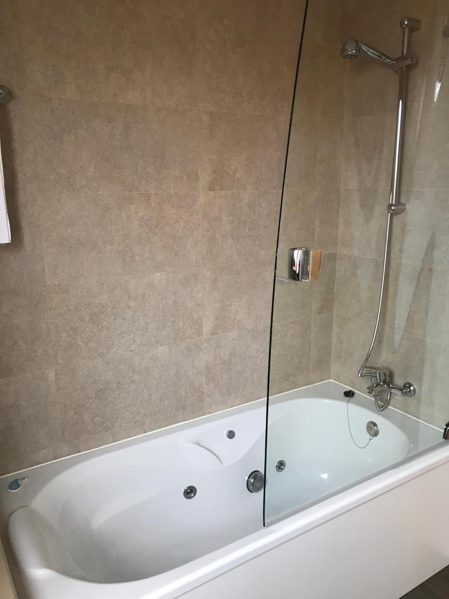 Hotel Mercedes Camargo Room photo